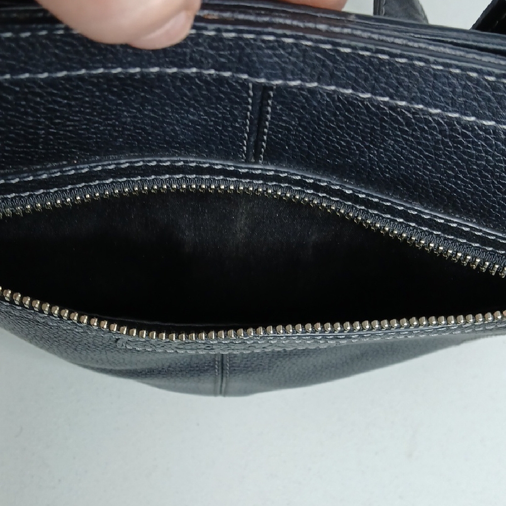 Coach Penelope Black Leather Tote Bag - Picture 3 of 13